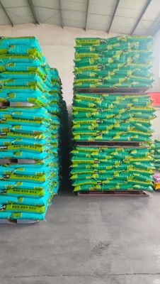 粉末で乾燥したプラズマタンパク質粉末 飼料添加物 淡い黄色 70%の生タンパク質